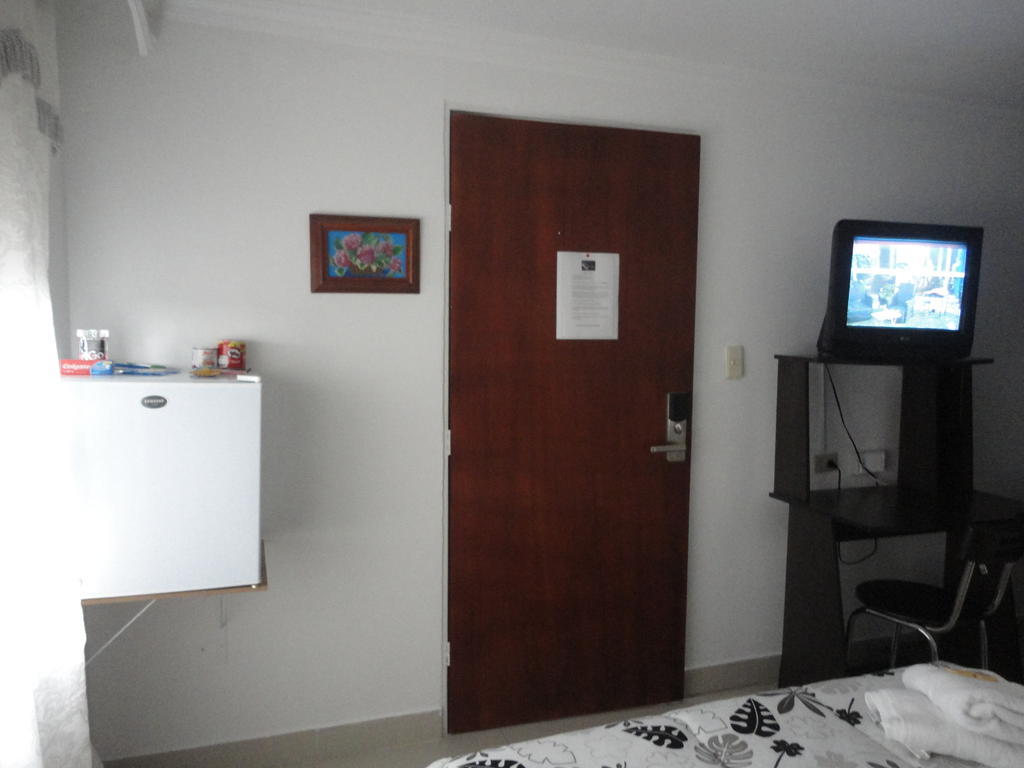 Hotel Fenix Real Bogotá Pokoj fotografie